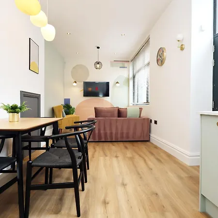 No 4 Grosvenor - 5 Min Drive From Temple Meads Apartman *