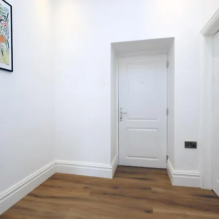 No 4 Grosvenor - 5 Min Drive From Temple Meads * Bristol